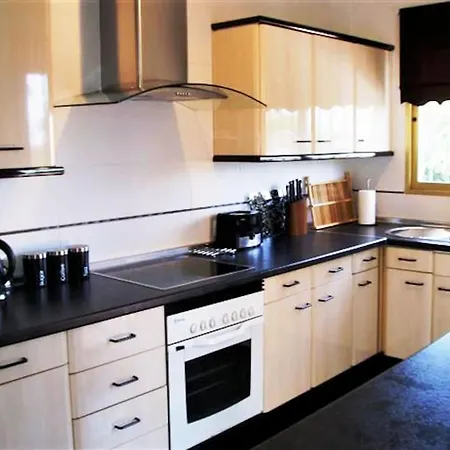 Villa Luxury Oasis 4-bedroom With Private Pool In Fuengirola, Costa Del Sol *